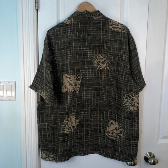 Retreat 100% Silk  Button Up Grandpa Dad Shirt - Picture 3 of 5